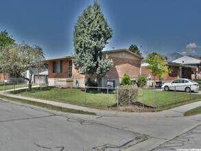 8177 Darin St in Midvale, UT - Building Photo - Building Photo