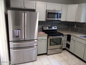 516 E 58th St in Jacksonville, FL - Building Photo - Building Photo