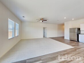 12645 Big Rnch Rd in Fort Worth, TX - Foto de edificio - Building Photo