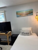 105 Robert Dr, Unit FL 1 in Syracuse, NY - Building Photo