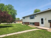 255 6th Ave NE photo'