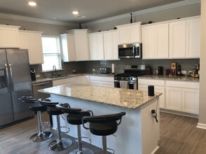 1433 Meridian Dr in Baton Rouge, LA - Building Photo - Building Photo
