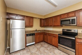 441 S Sparkman Ave in Orange City, FL - Building Photo - Building Photo