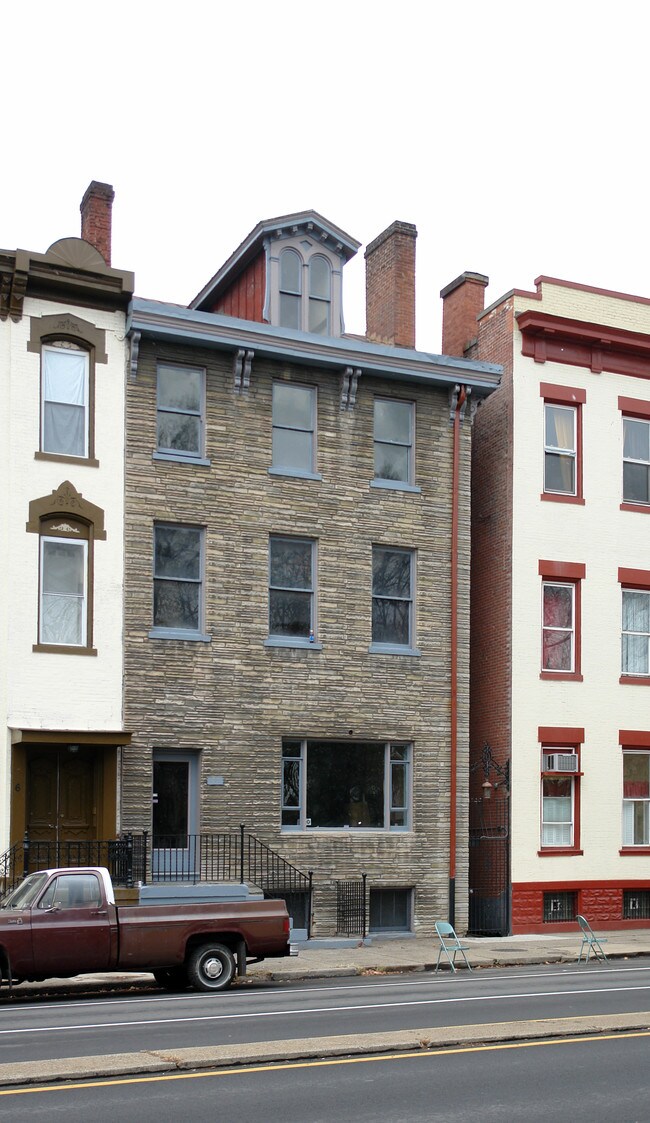 8 E North Ave in Pittsburgh, PA - Foto de edificio - Building Photo