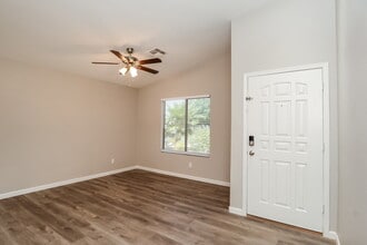 1727 E Palo Blanco Way in Gilbert, AZ - Building Photo - Building Photo