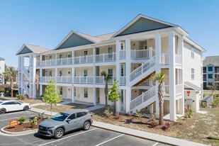 Building 11 at Briarcliffe Commons in Myrtle Beach, SC - Building Photo
