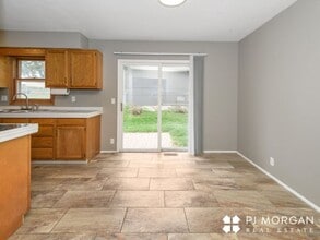 1409 Thomas Dr in Bellevue, NE - Building Photo - Building Photo