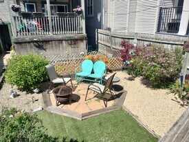 1943 W Oakdale Ave, Unit 1 in Chicago, IL - Building Photo