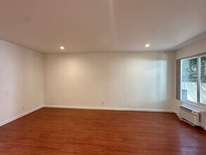 KP in Los Angeles, CA - Foto de edificio - Interior Photo