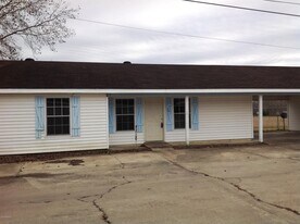 706 Picard Rd in Lafayette, LA - Building Photo