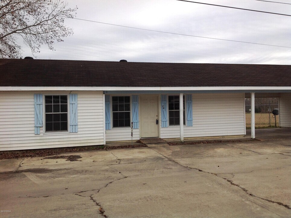 706 Picard Rd in Lafayette, LA - Building Photo