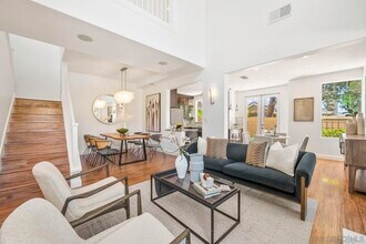 12443 Ruette Alliante in San Diego, CA - Building Photo - Building Photo