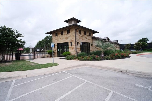 14110 McCoy Lp in Austin, TX - Building Photo - Building Photo