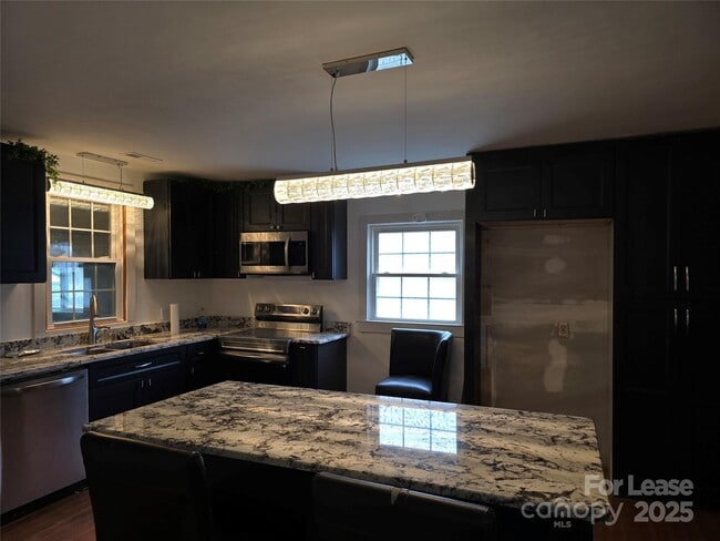 2322 Augusta St in Charlotte, NC - Building Photo - Building Photo