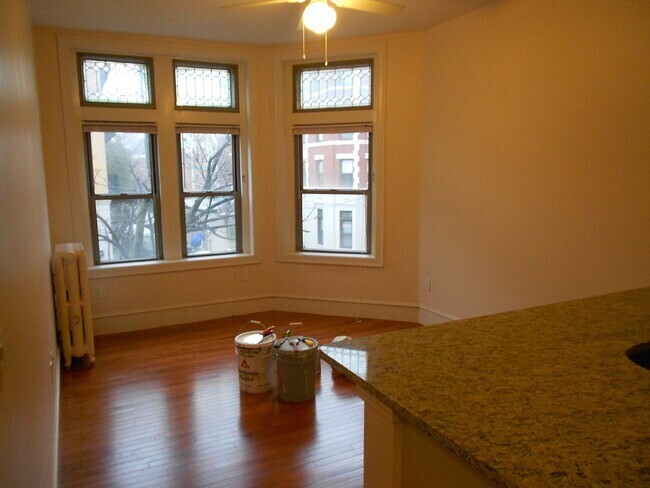 63 Burbank St, Unit 20 in Boston, MA - Building Photo - Building Photo