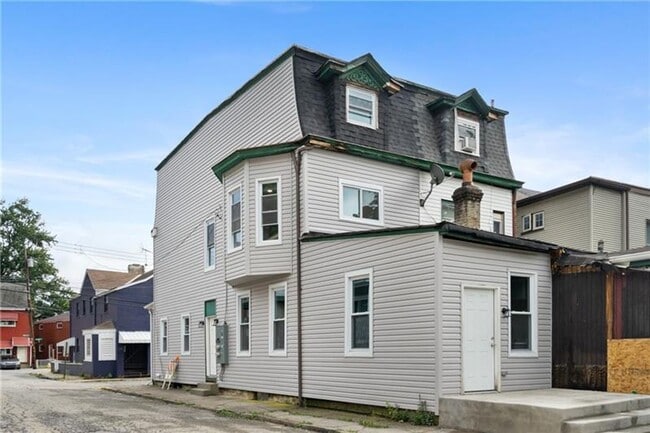 property at 223 13th St