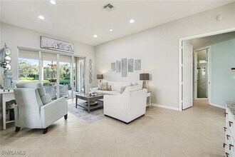 3421 Marbella Ct in Bonita Springs, FL - Foto de edificio - Building Photo