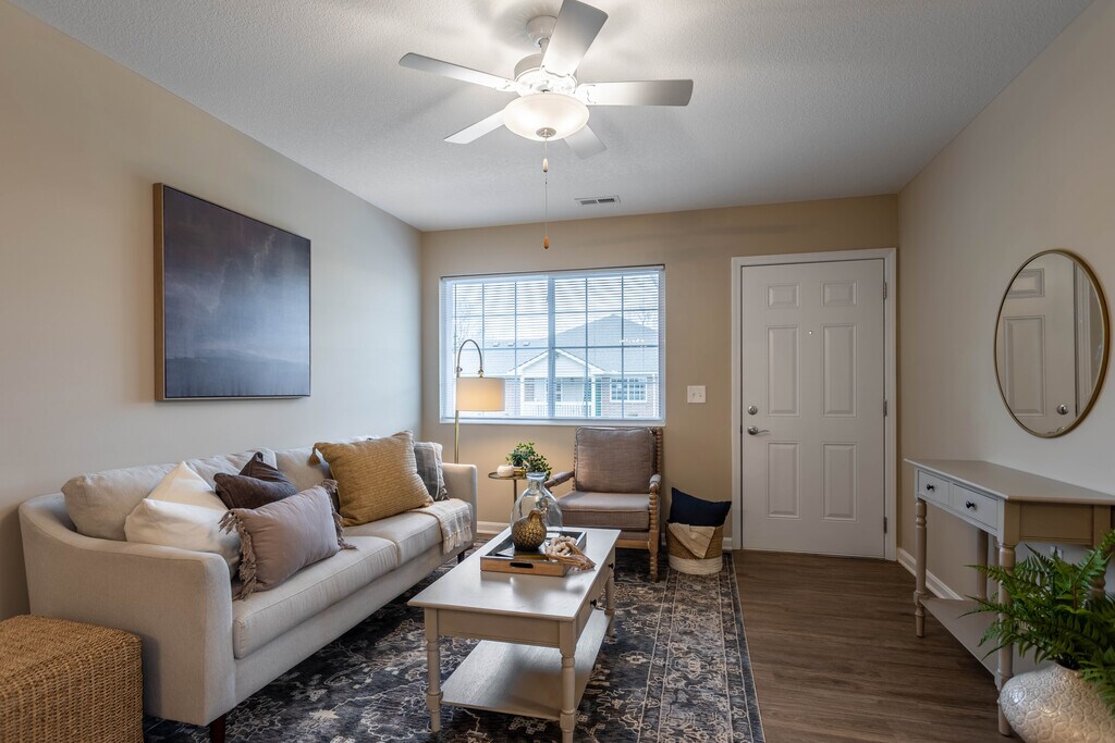 Laurel Bluff Apartments Reynoldsburg, OH Apartments