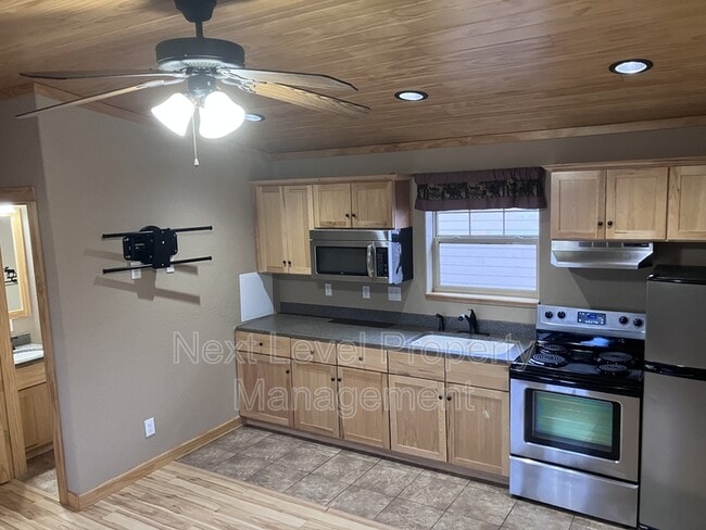 20 Davis Ct in Kalispell, MT - Building Photo - Building Photo