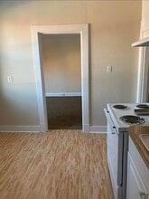 405 Butler St, Unit 3rd Floor in Etna, PA - Foto de edificio - Building Photo