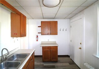 1423 Hillsdale Ave in Pittsburgh, PA - Building Photo - Building Photo