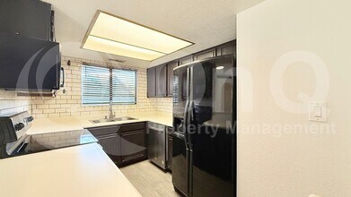 1800 W Elliot Rd in Chandler, AZ - Building Photo - Building Photo