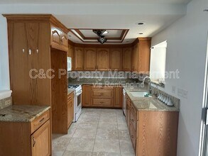 14170 Montecito Pl in Victorville, CA - Building Photo - Building Photo