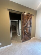 2070 Sola Vista Ave in St. Cloud, FL - Building Photo - Building Photo