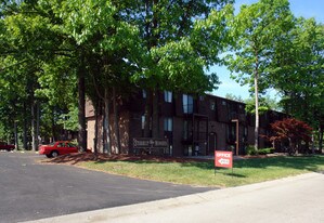 2101 Stirrup Ln Apartments