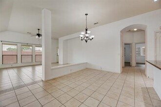 6556 Fairview Dr in Watauga, TX - Building Photo - Building Photo