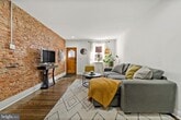 2648 E Mayfield St