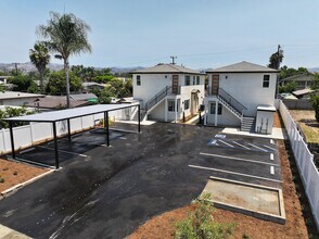 630 N Juniper St, Unit #624 in Escondido, CA - Foto de edificio - Building Photo