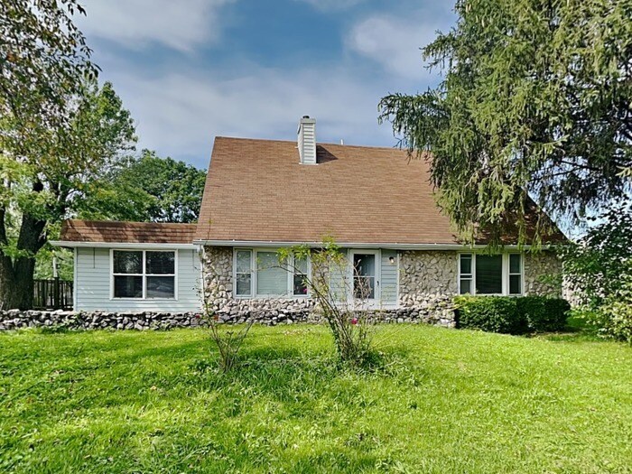 1128 W North St in Greenfield, IN - Foto de edificio