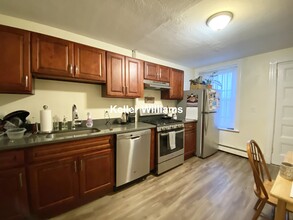 1524 Tremont St, Unit 2 in Boston, MA - Building Photo - Building Photo