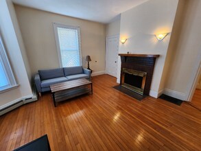 66 Brook St in Quincy, MA - Building Photo - Building Photo