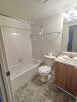 600 Reusens Rd in Lynchburg, VA - Building Photo