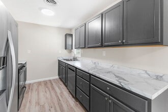 1060 Okrina Dr in Church Hill, TN - Building Photo - Building Photo