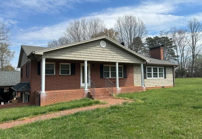 property at 6170 Vienna Dozier Rd
