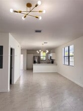1509 NE 3rd Ave in Florida City, FL - Building Photo - Building Photo