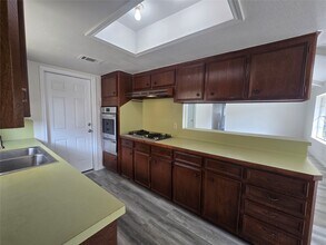 4019 Lemon Tree Ln in Houston, TX - Building Photo - Building Photo