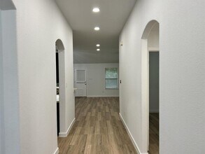 1506 Cosmos Way in Pflugerville, TX - Foto de edificio - Building Photo