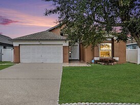 2415 Black Powder Ln in Kissimmee, FL - Building Photo