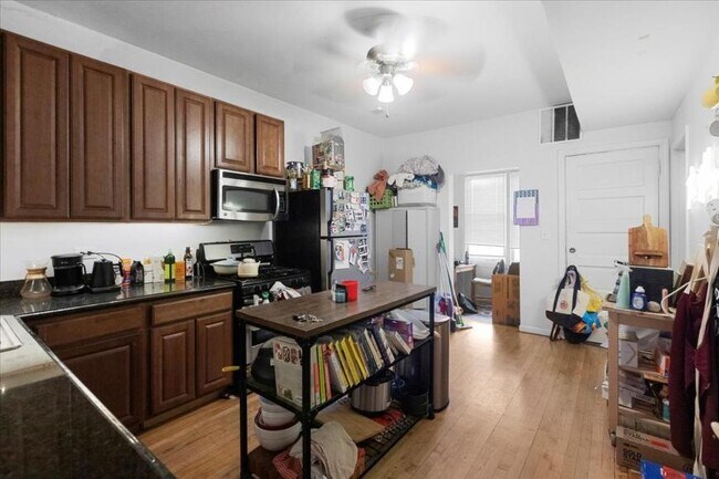 property at 3121 N Kimball Ave