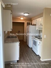 2107 F St in Washougal, WA - Building Photo - Building Photo