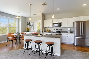 Aspen Lakes in Grand Rapids, MI - Building Photo