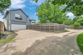1715 Lordsburg Dr in Garland, TX - Building Photo - Building Photo