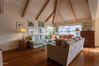 1201 Cornwall Ln in Ventura, CA - Building Photo - Building Photo