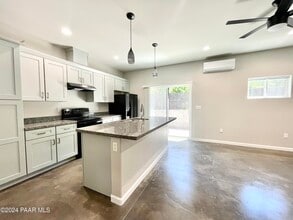 720 N Walnut St in Prescott, AZ - Building Photo - Building Photo