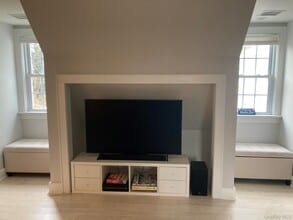 2 Red Ground Rd in Old Westbury, NY - Building Photo - Building Photo