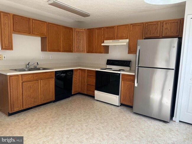 4110 England Town Rd in Fredericksburg, VA - Building Photo - Building Photo